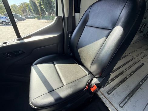 Used 2024 Ford Transit 250 148 High Roof AWD image 10