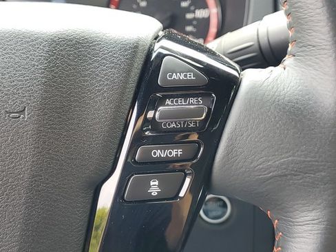 Certified 2025 Nissan Frontier PRO-4X w/ Interior Protection Package AWD/4WD image 11