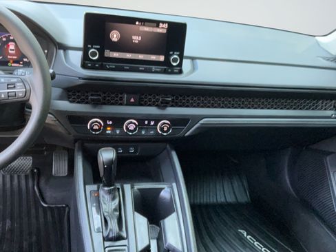 Used 2025 Honda Accord LX image 16