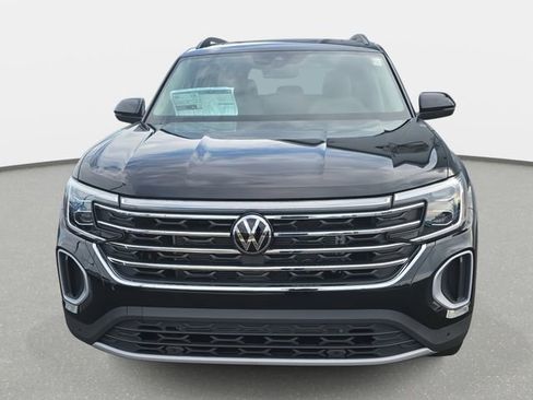New 2026 Volkswagen Atlas SE FWD image 2