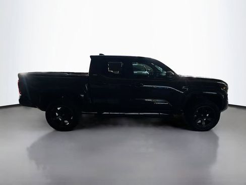 Used 2024 Toyota Tacoma SR5 image 9