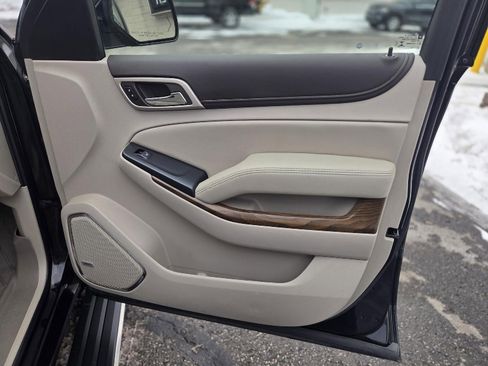 Used 2019 GMC Yukon Denali w/ Denali Ultimate Package image 43