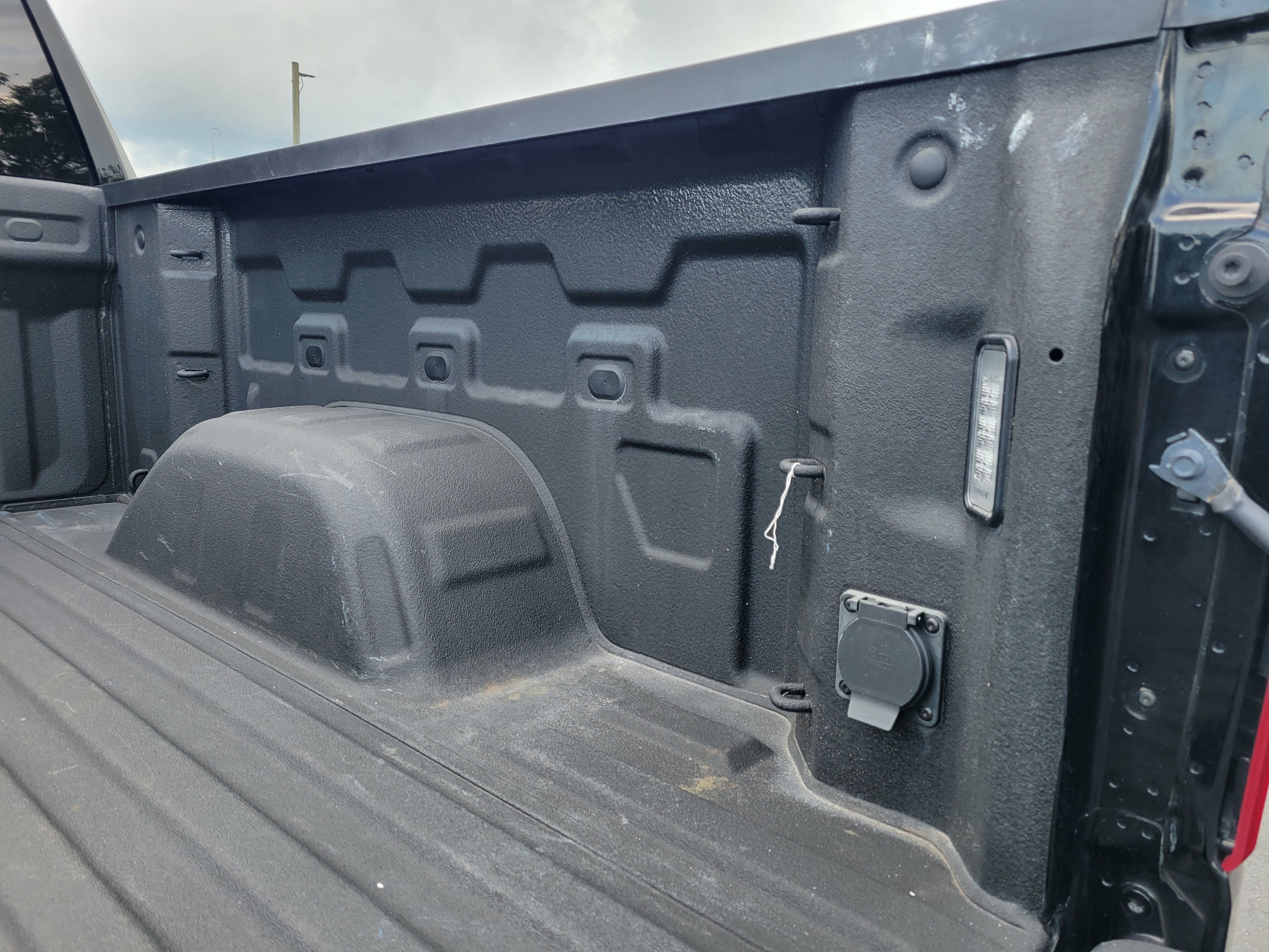 Certified 2022 Chevrolet Silverado 1500 Custom RWD image 8