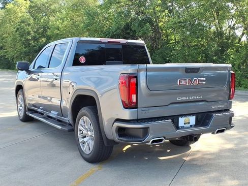 Used 2021 GMC Sierra 1500 Denali w/ Driver Alert Package II AWD/4WD image 3