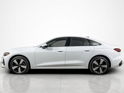 Used 2025 Audi A5 2.0T Premium Plus w/ Premium Plus AWD/4WD image 2