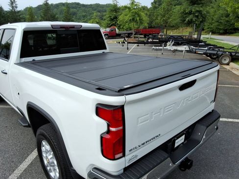 Certified 2025 Chevrolet Silverado 2500 LTZ w/ LTZ Plus Package AWD/4WD image 17