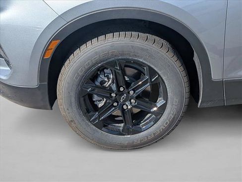 Used 2025 Chevrolet Blazer LT w/ Midnight/Sport Edition FWD image 14
