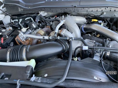 Used 2021 Ford F550 4x4 Crew Cab Super Duty w/ Power Equipment Group image 12