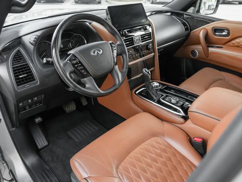 Used 2023 INFINITI QX80 Sensory w/ Cargo Package AWD/4WD image 16