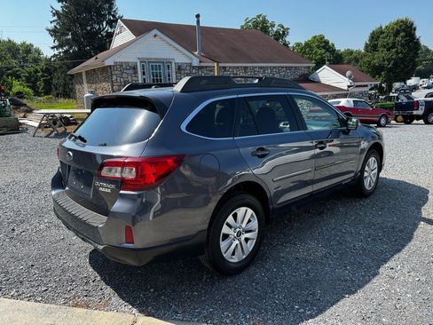 Used 2015 Subaru Outback 2.5i Premium image 5