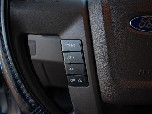 Used 2010 Ford F150 XLT image 20