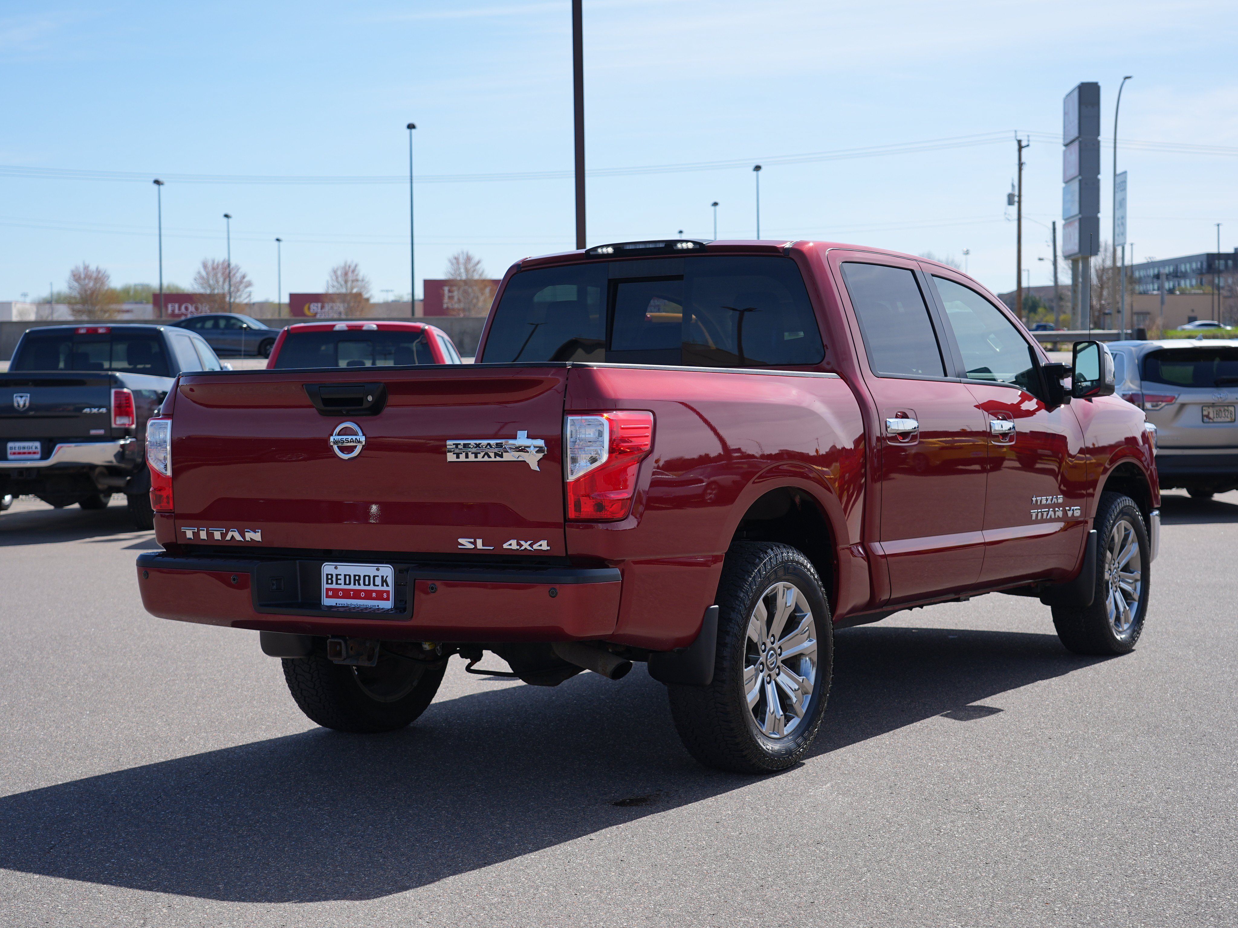 Used 2018 Nissan Titan SL w/ Texas Titan Edition AWD/4WD image 3