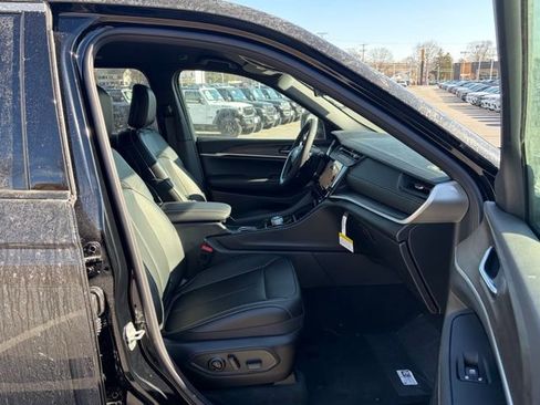 New 2026 Jeep Grand Cherokee Limited image 29