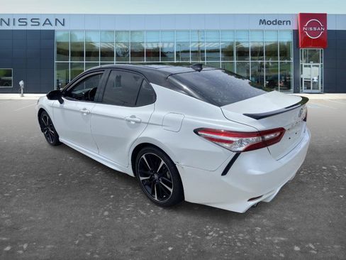 Used 2020 Toyota Camry XSE FWD image 6
