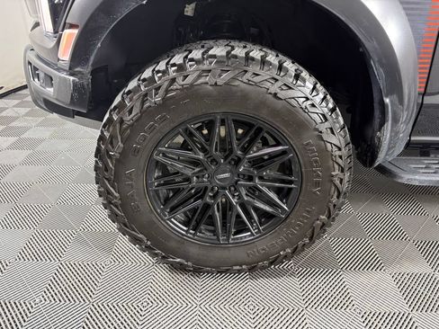 Certified 2025 Ford F150 Raptor w/ Equipment Group 803A Raptor R AWD/4WD image 11