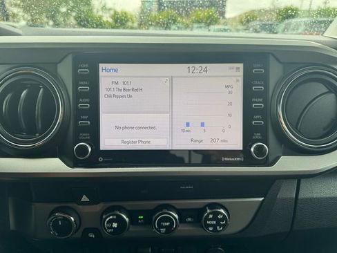 Certified 2020 Toyota Tacoma SR5 image 21