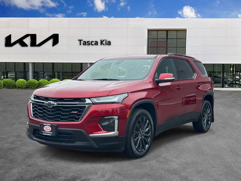 Used 2023 Chevrolet Traverse RS AWD/4WD image 3