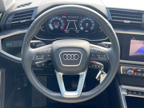 Used 2022 Audi Q3 2.0T Premium image 17