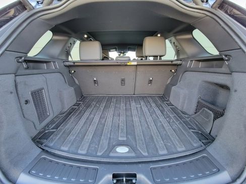 Used 2025 Land Rover Discovery Sport Dynamic SE image 12