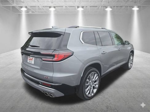 Certified 2025 GMC Acadia Denali w/ Super Cruise Package FWD image 4