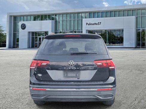 Certified 2022 Volkswagen Tiguan S image 5