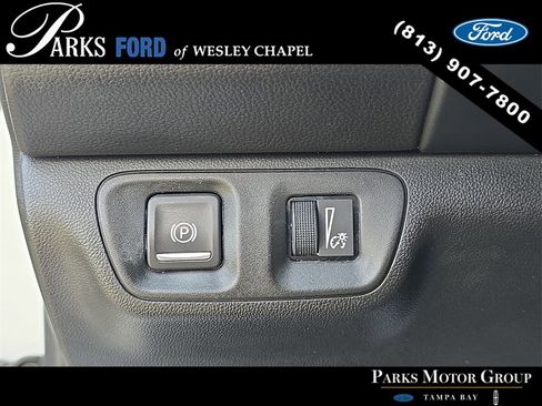 Used 2018 GMC Acadia SLT image 29