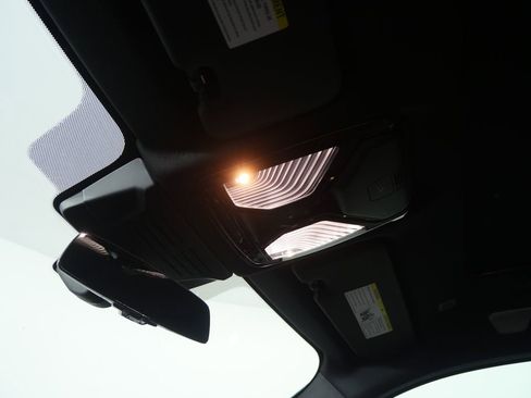 Used 2026 BMW X6 M60i image 20