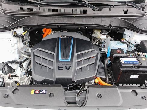 Certified 2023 Hyundai Kona SE image 27