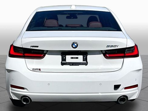 Used 2023 BMW 330i xDrive Sedan w/ Driving Assistance Package AWD/4WD image 5