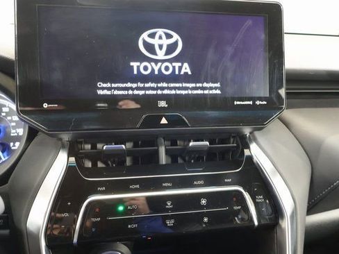 Used 2021 Toyota Venza XLE w/ Softex Package image 21