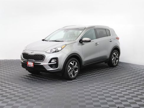 Used 2021 Kia Sportage EX AWD/4WD image 3