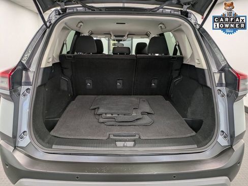 Used 2021 Nissan Rogue SV image 26