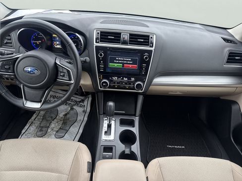 Used 2018 Subaru Outback 2.5i Premium image 14