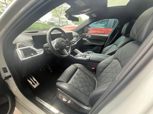 Used 2025 BMW X6 M60i AWD/4WD image 5