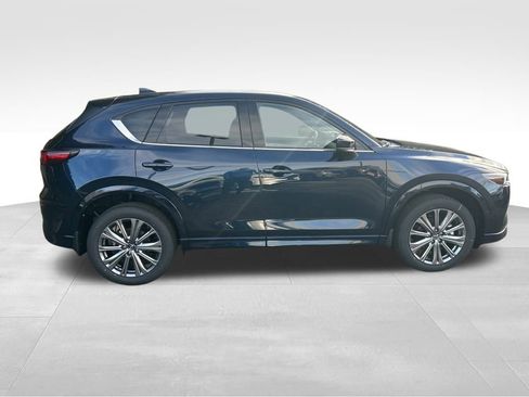 New 2025 MAZDA CX-5 Signature image 7