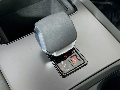 Used 2025 Land Rover Discovery Sport S AWD/4WD image 17