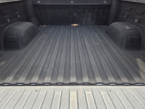 Used 2021 Chevrolet Silverado 1500 LT image 13