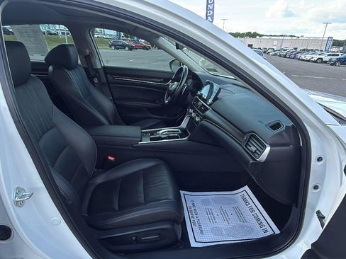 Used 2022 Honda Accord EX-L image 17