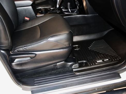 Used 2023 Toyota 4Runner TRD Off-Road image 60