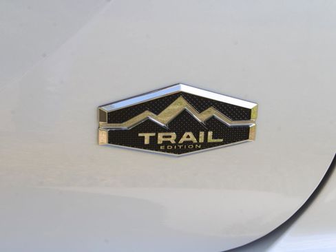 New 2025 Mitsubishi Outlander Trail Edition image 8