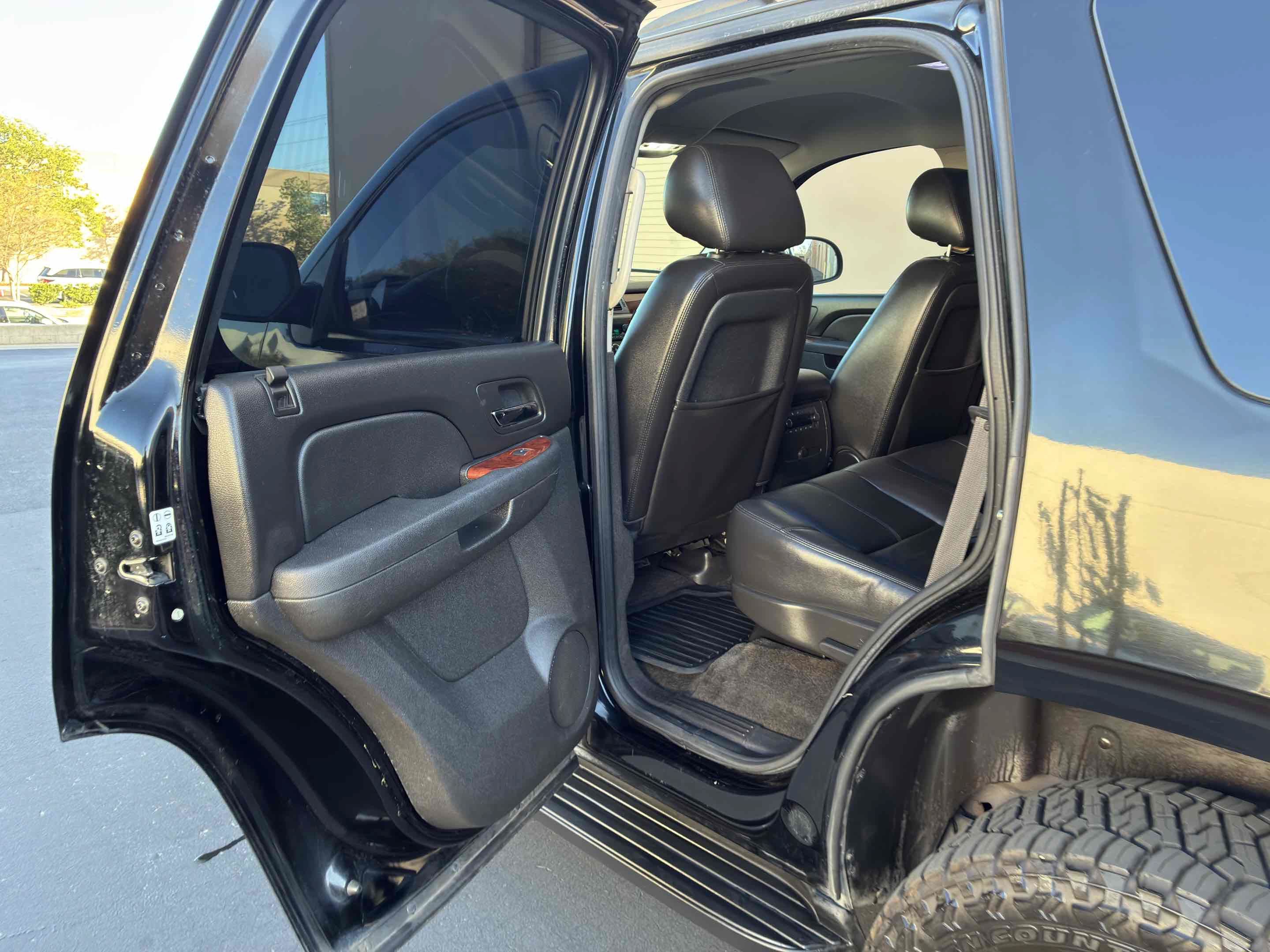 Used 2012 Chevrolet Tahoe LT AWD/4WD image 45