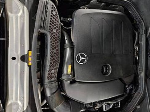 Used 2020 Mercedes-Benz C 300 Sedan image 22
