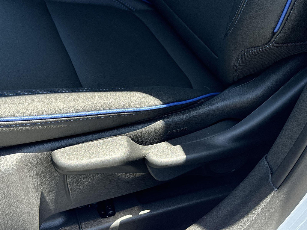 New 2026 Buick Envista Sport Touring FWD image 21