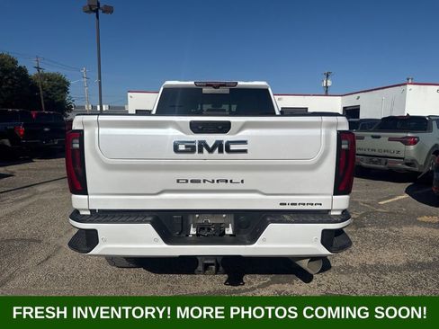Used 2024 GMC Sierra 2500 Denali Ultimate w/ Max Trailering Package AWD/4WD image 3