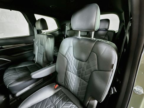 Used 2024 Kia Telluride EX X-Line AWD/4WD image 24