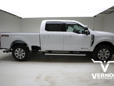 New 2026 Ford F250 Lariat image 6