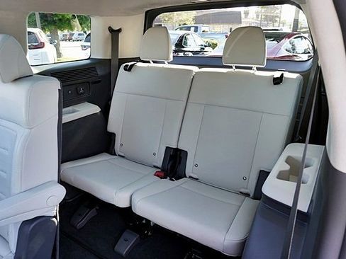 Certified 2025 Hyundai Santa Fe Calligraphy image 22