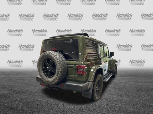 Used 2021 Jeep Wrangler Unlimited Rubicon AWD/4WD image 11