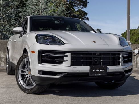 Certified 2026 Porsche Cayenne Coupe AWD/4WD image 9