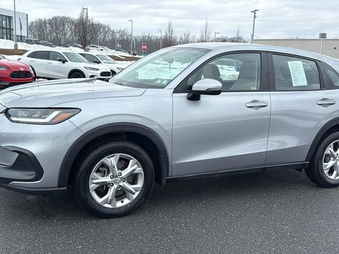 Used 2023 Honda HR-V LX image 15